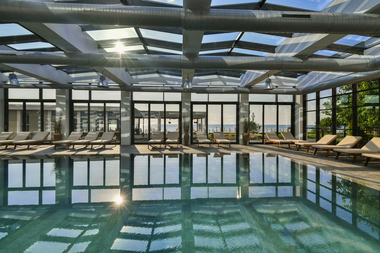 Роскошный отдых: сколько стоит отпуск в пятизвездочных отелях в Украине и за рубежом